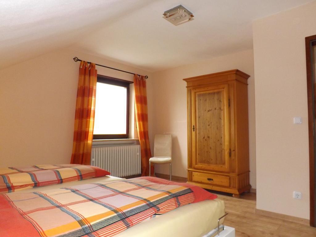 Feriendomizil Am Rheinbogen Apartman Altlußheim Kültér fotó